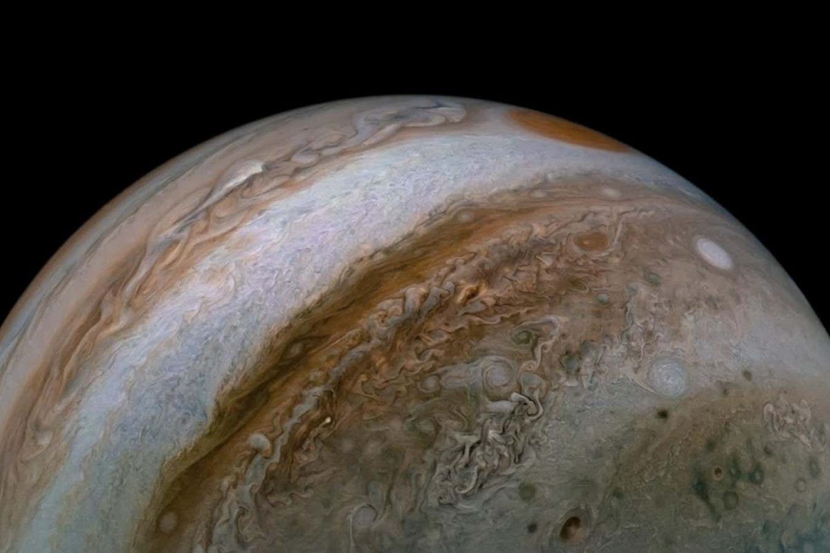 Jupiter's Polar Mystery: NASA's Juno Discovers Never-Before-Seen Plasma Wave in Gas Giant's Magnetosphere