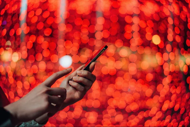 Harnessing YouTube and AI: A New Era for Solopreneurs in the Digital Landscape