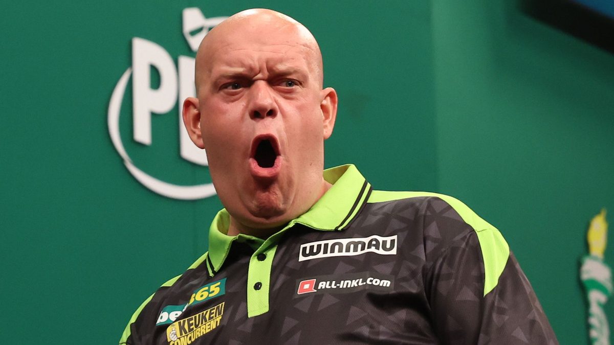 Michael van Gerwen Aims to Reclaim Form with High-Stakes Clash Against Van Barneveld at World Matchplay