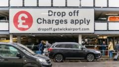 UK Airport Drop-Off Charges Under Scrutiny Amidst Third-Price Hike