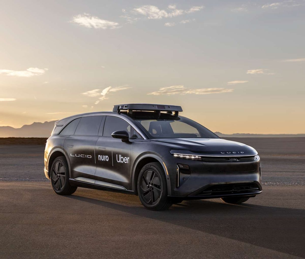 Uber Plans Deployment of 20,000 Lucid EV Robotaxis by 2026