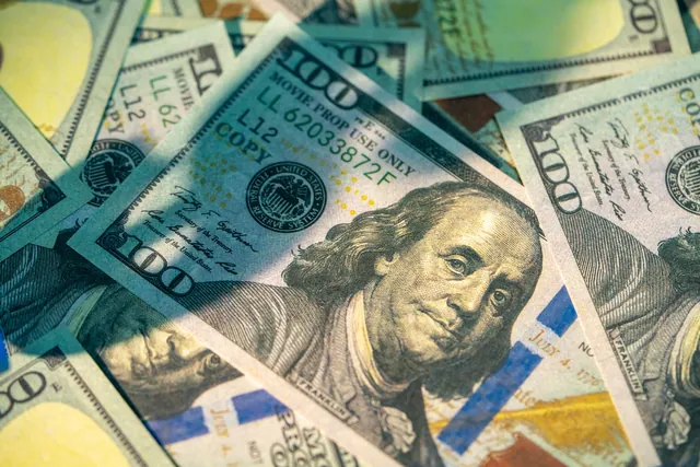 US Dollar's Shifting Role Boosts Smaller Nations' Currencies