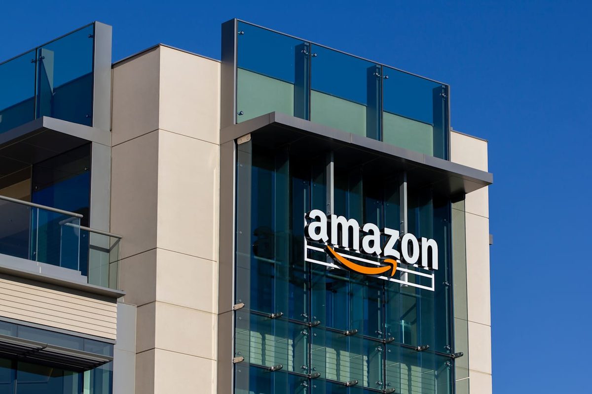 Amazon’s 6% Carbon Emissions Rise Highlights AI Expansion Conflict with Sustainability Goals