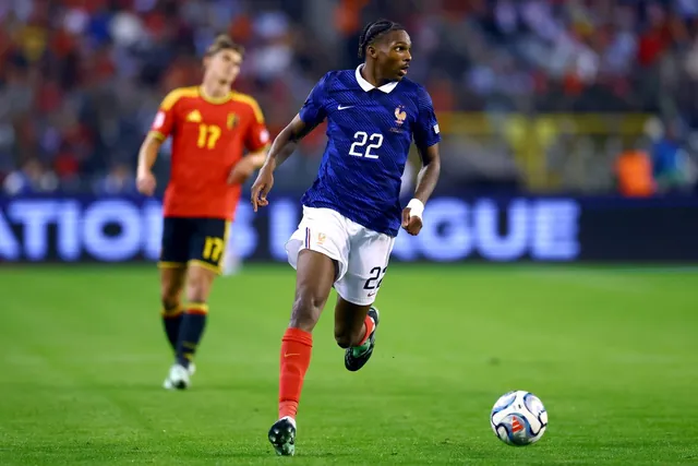Zidane Praises Rising Star Jérémy Jacquet: A New Defensive Gem for France?