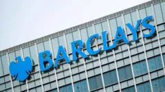 Сотрудники Barclays протестуют против обязательного возвращения в офис, требуя компенсаций