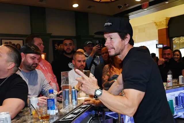 Wahlburgers Faces Setback: Closure of 79 Locations and End of Grocery Partnership