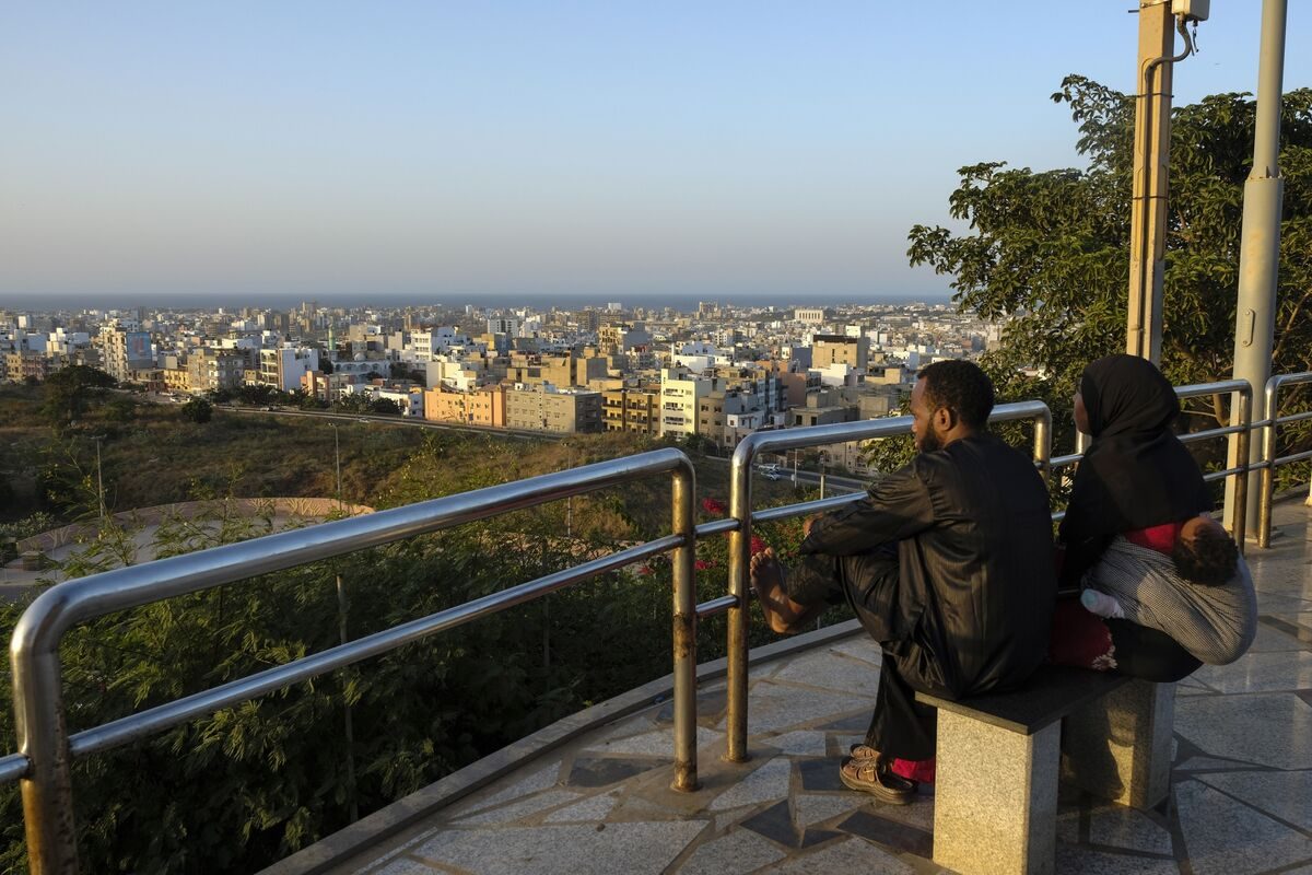 Senegal's Eurobonds Surge Ahead of Upcoming IMF Program Negotiations