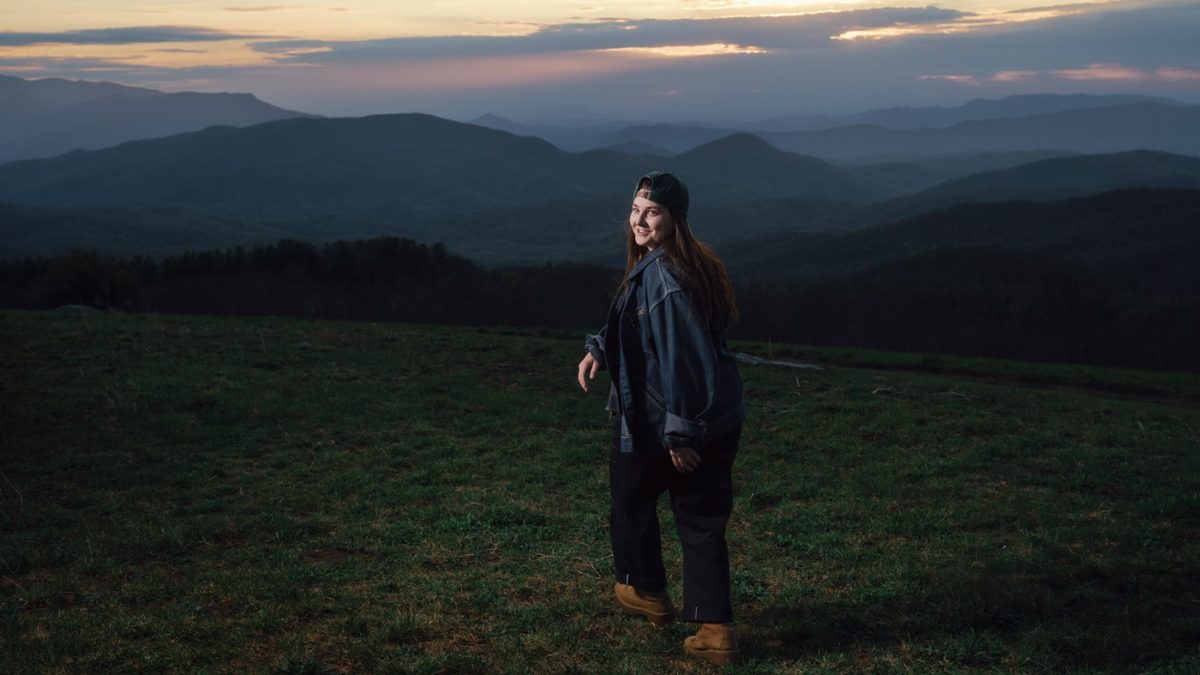 Katie Pruitt's 'Fools for the Fleeting': Navigating Heartbreak and Societal Upheaval