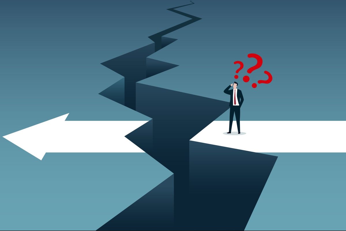 Navigating Leadership Challenges: Understanding When to Solve and When to Accept