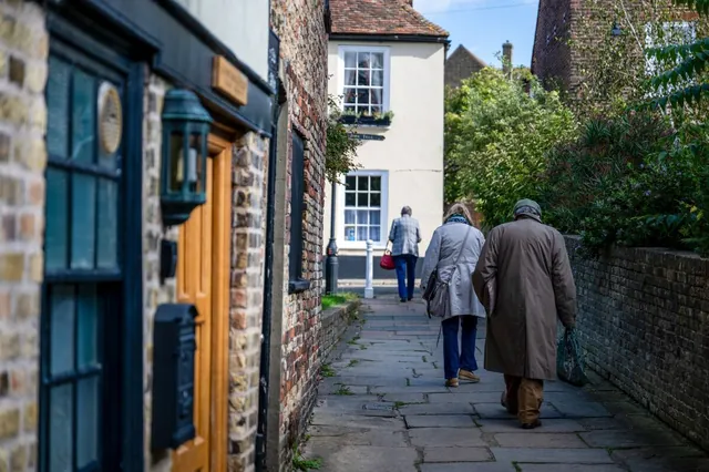 UK Government Revives Pensions Commission to Address Worsening Retirement Savings Crisis