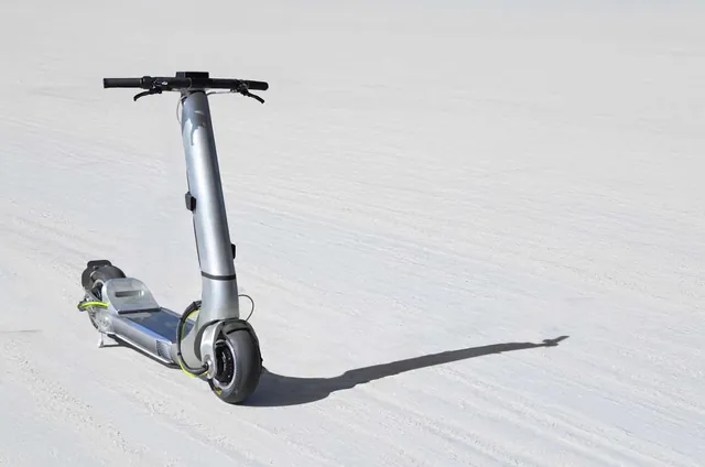 Bo Turbo E-Scooter: Over 100 MPH and a $29,500 Price Tag Redefining Urban Mobility